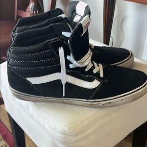 Vans Black and White Sk8-Hi Sneakers Classic High-Top